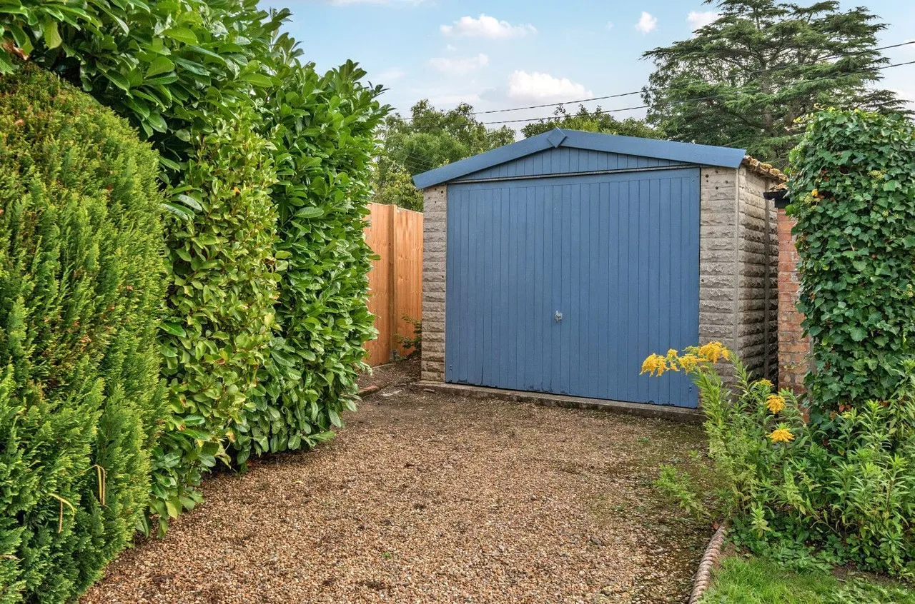 Upper Marsh Road, Warminster, BA12, photo 17