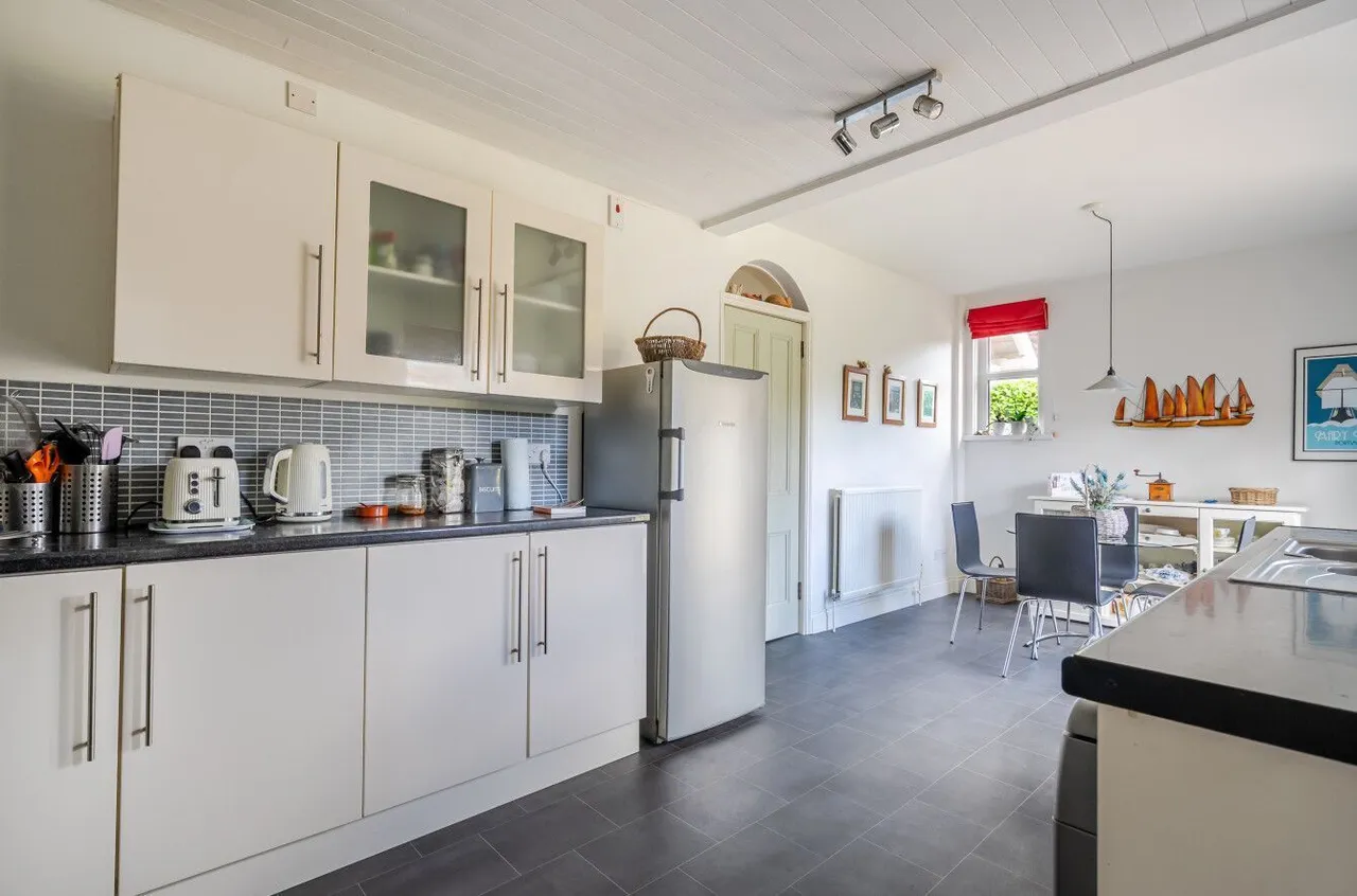 Upper Marsh Road, Warminster, BA12, photo 5