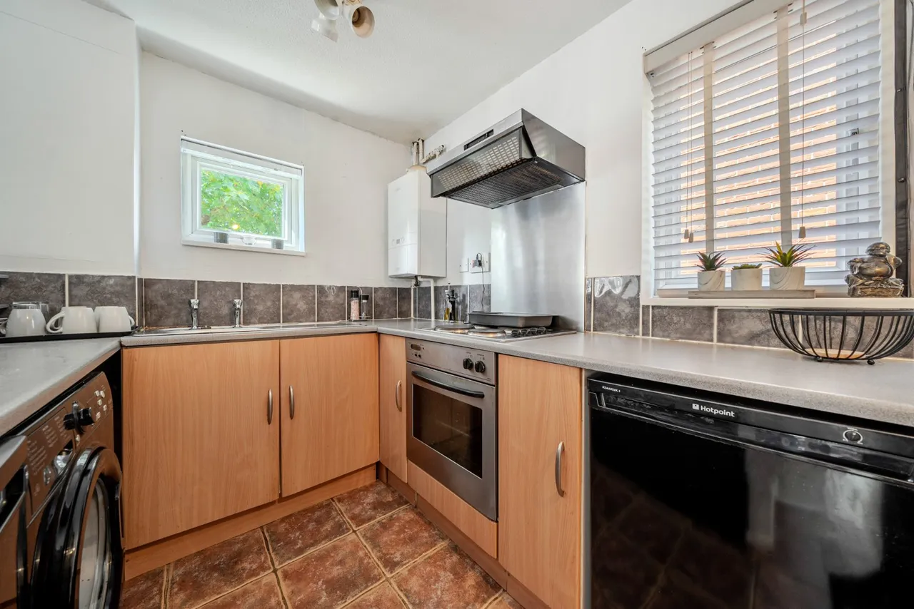 Globe Pond Road, Canada Water, London, SE16, photo 9
