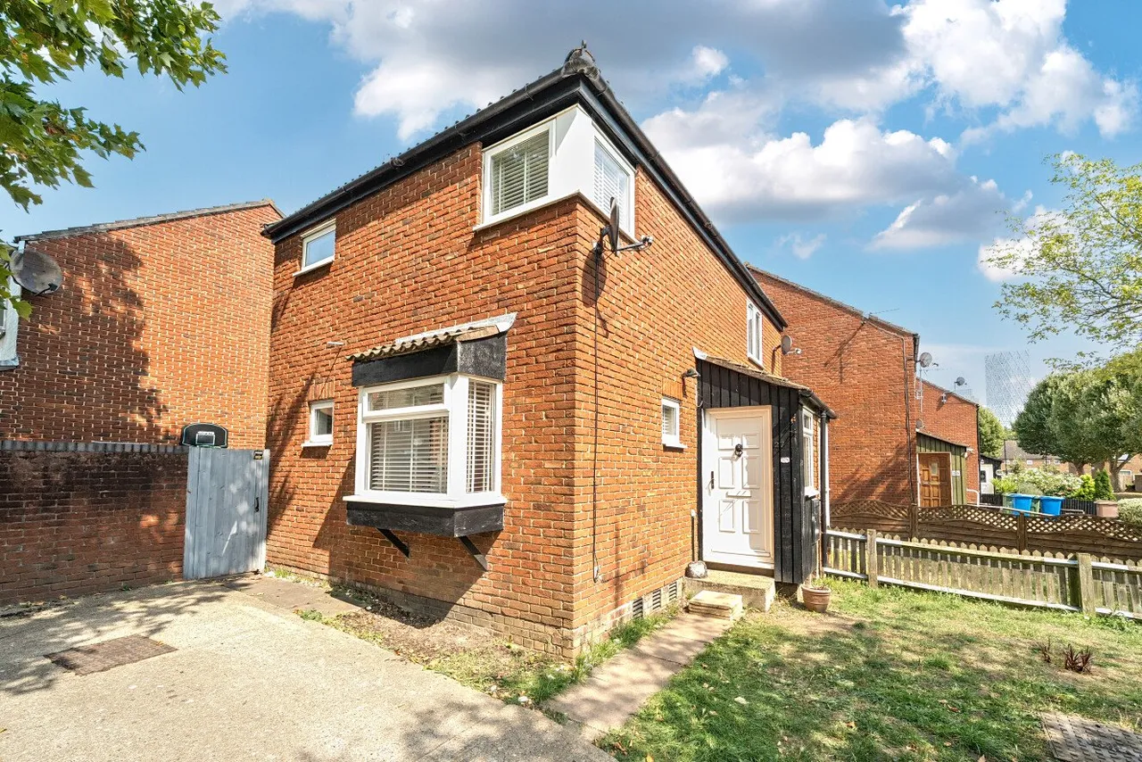 Globe Pond Road, Canada Water, London, SE16, photo 8