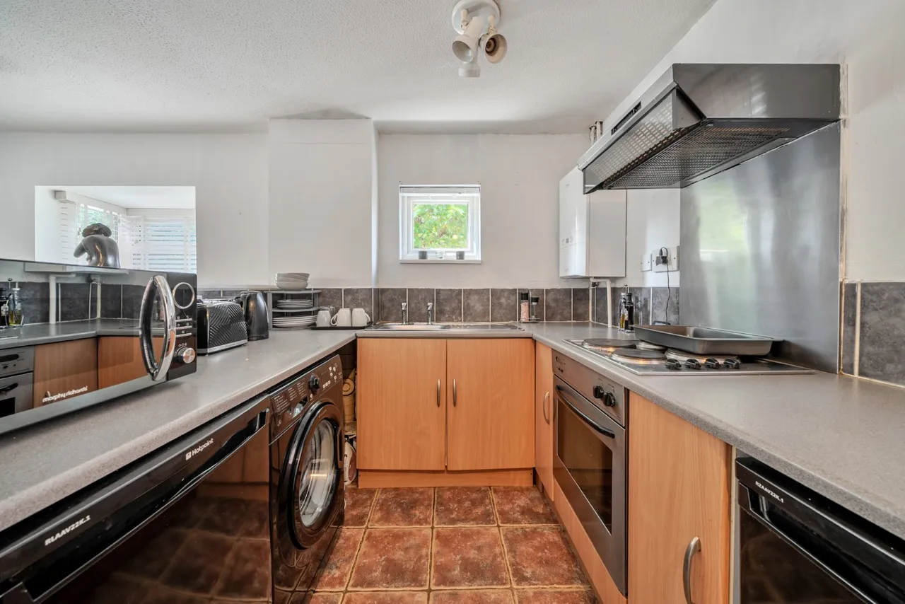 Globe Pond Road, Canada Water, London, SE16, photo 3