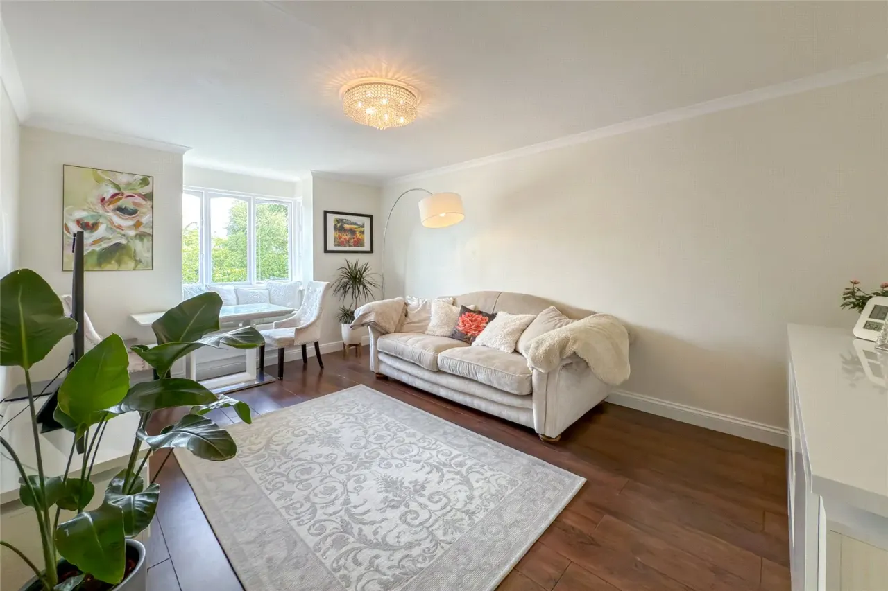 Ridgmont Road, St. Albans, Hertfordshire, AL1 3AG, photo 4
