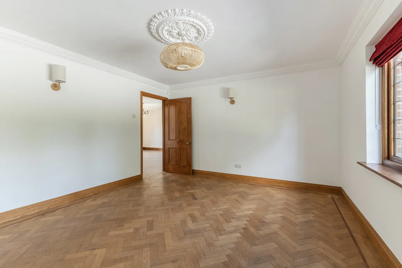 Shellwood Road, Reigate, Surrey, photo 8