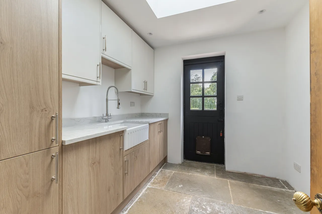 Shellwood Road, Reigate, Surrey, photo 5