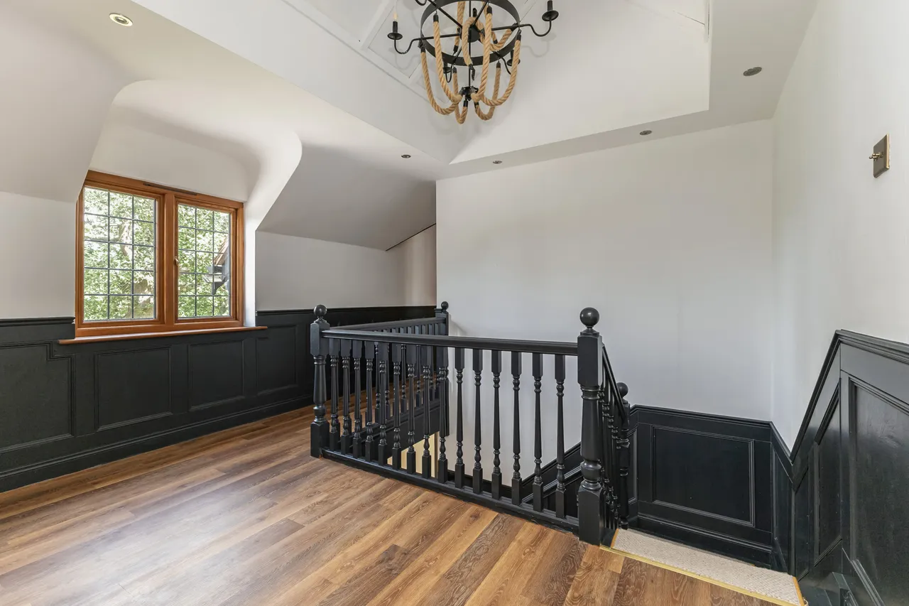 Shellwood Road, Reigate, Surrey, photo 9