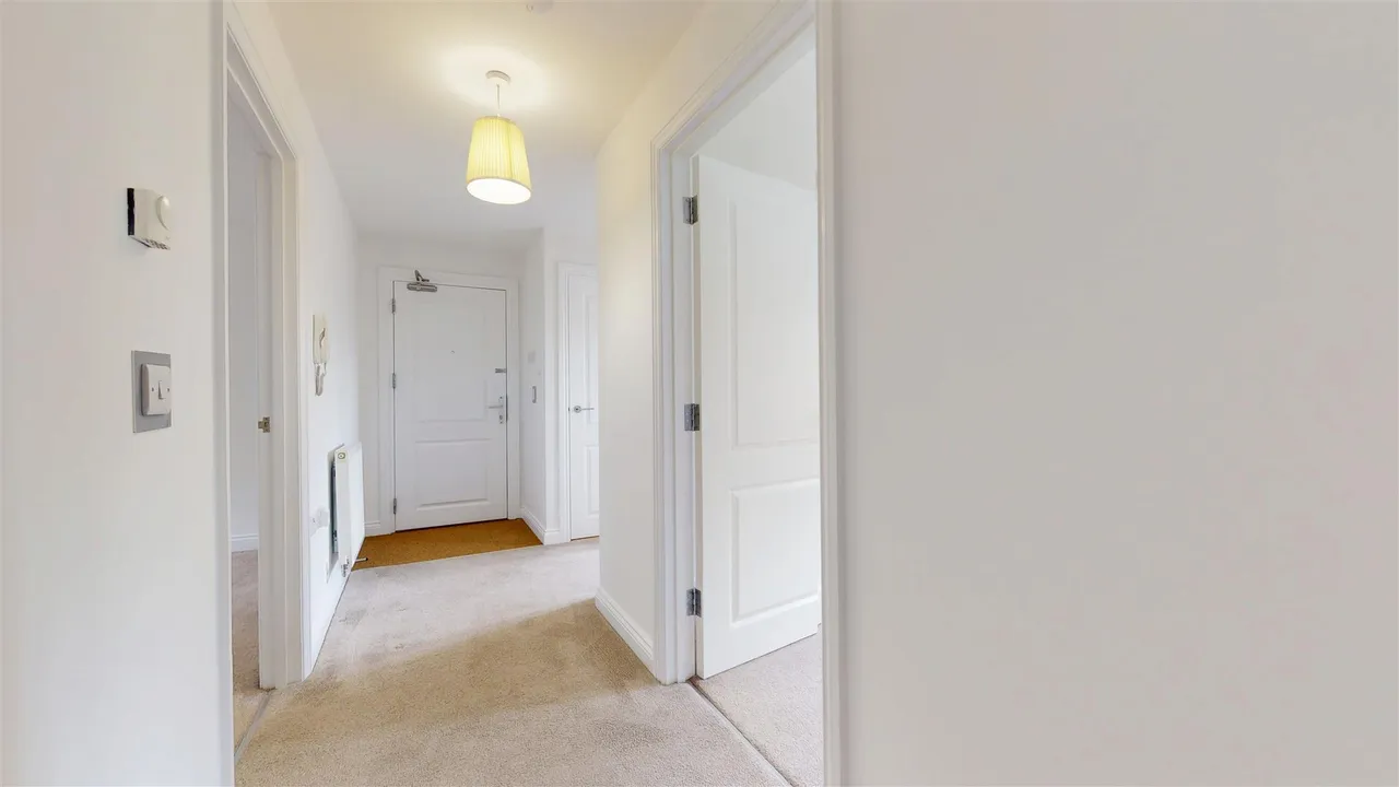Green Farm Road, Newport Pagnell, photo 6