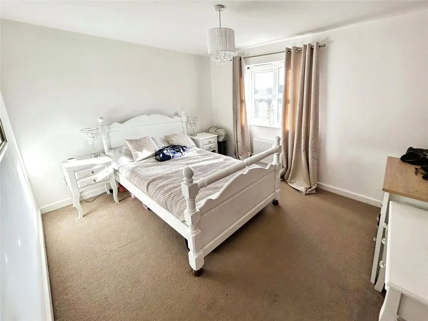 Blakeholme Court, Burton-On-Trent, DE14, photo 5