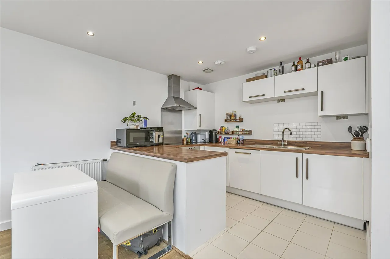 Oldridge Road, London, SW12, photo 4