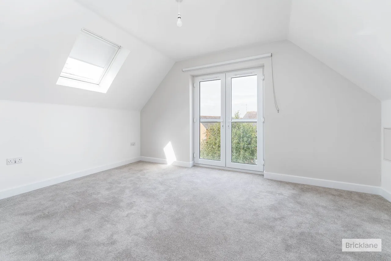 Osprey Place, March, PE15, photo 4