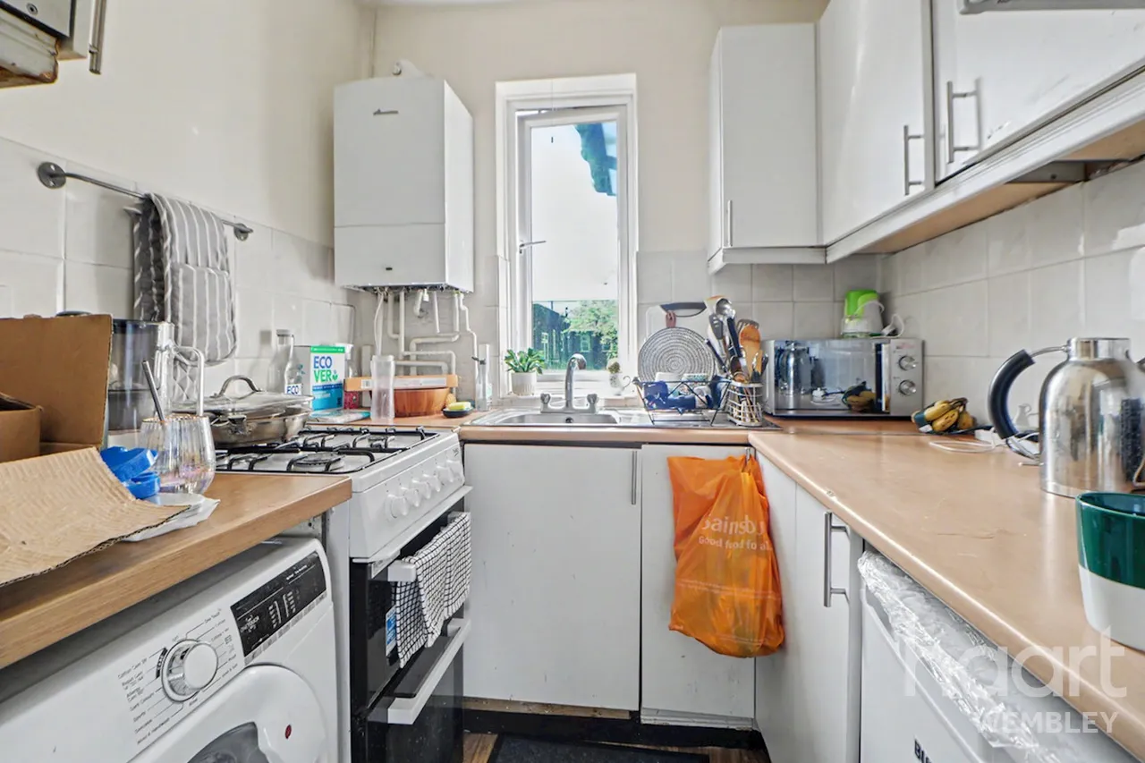 Kings Drive, Wembley, HA9, photo 3