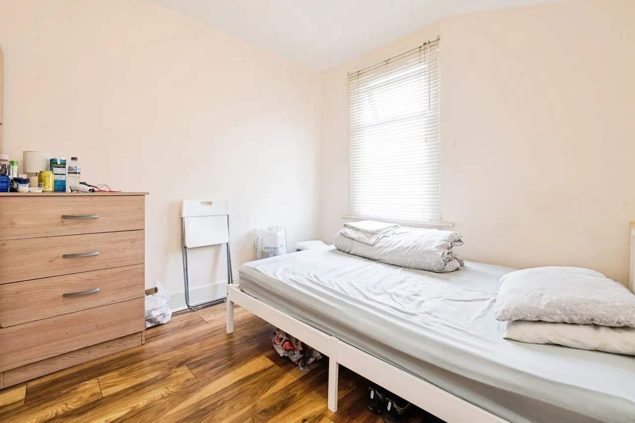 Berkeley Road, Manor Park, London, E12, photo 8