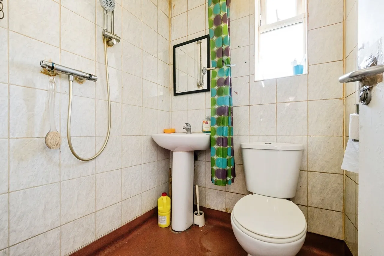 Berkeley Road, Manor Park, London, E12, photo 12