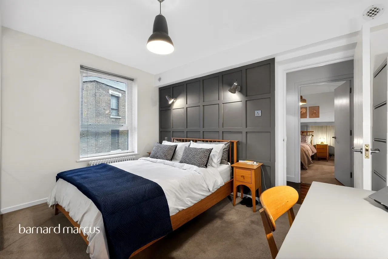 Charing Cross Road, London, WC2H, photo 15