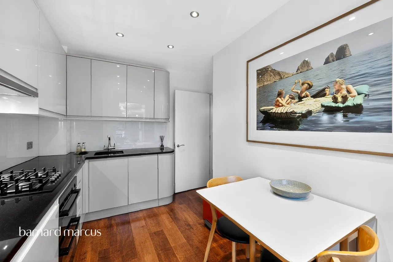 Charing Cross Road, London, WC2H, photo 6