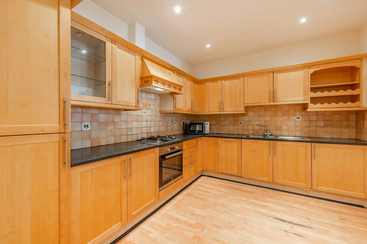 Stanmore, HA7, photo 2