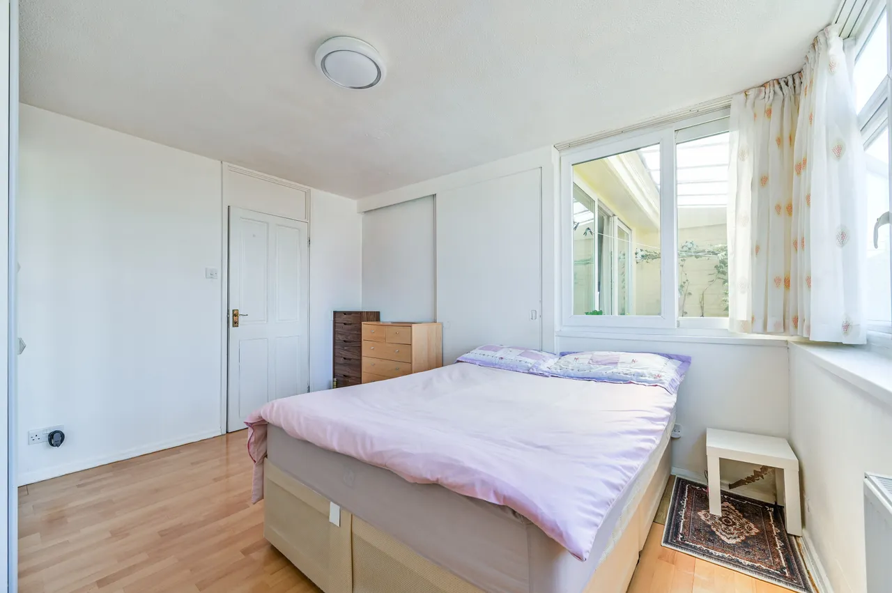 148 Tiverton Road, London, photo 6