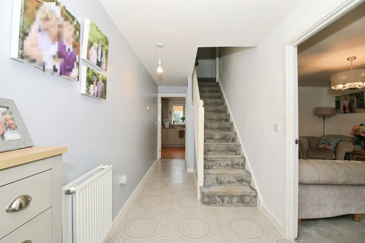 Fenton Close, Hampton Gardens, Peterborough, photo 4