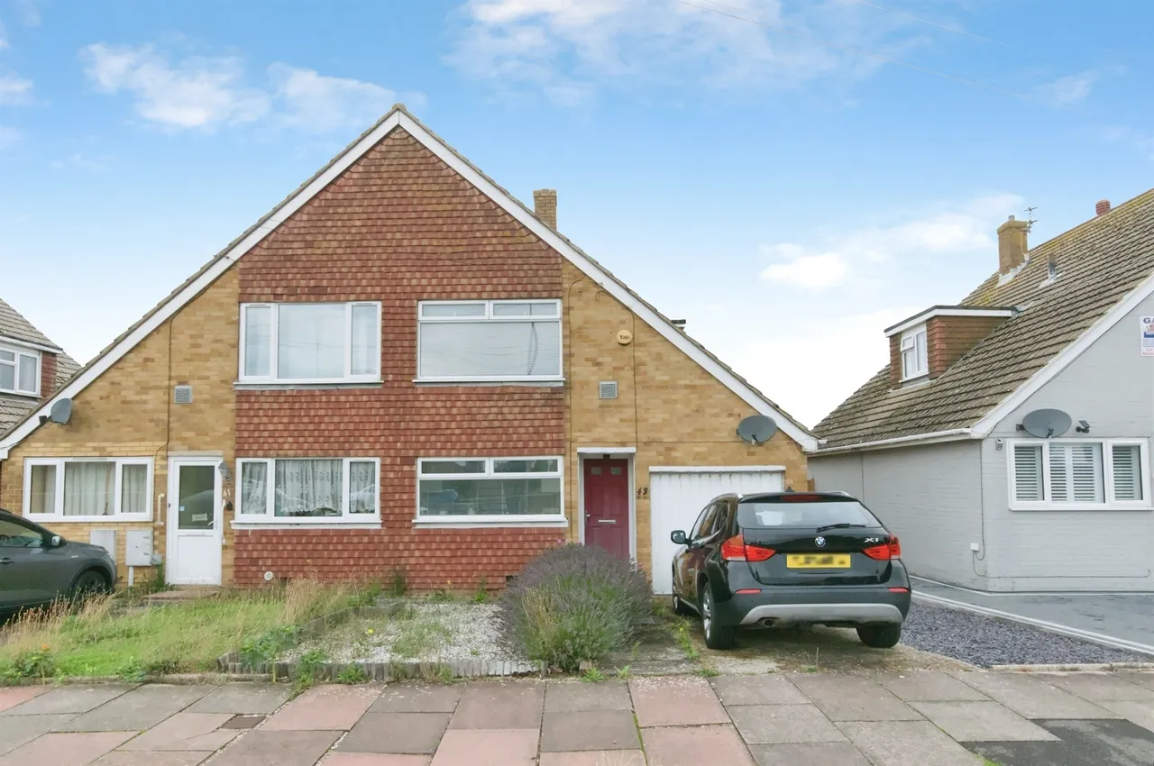 2 bed house for sale — Pevensey Bay Road, Eastbourne