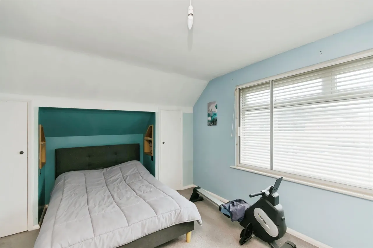Pevensey Bay Road, Eastbourne, photo 11