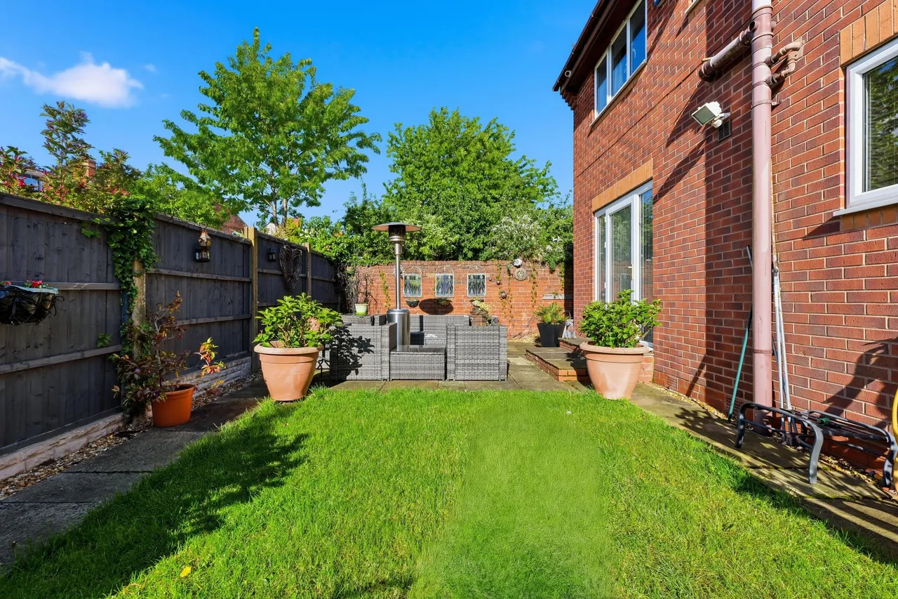 Wayside Court, Chesterfield, S43, photo 19