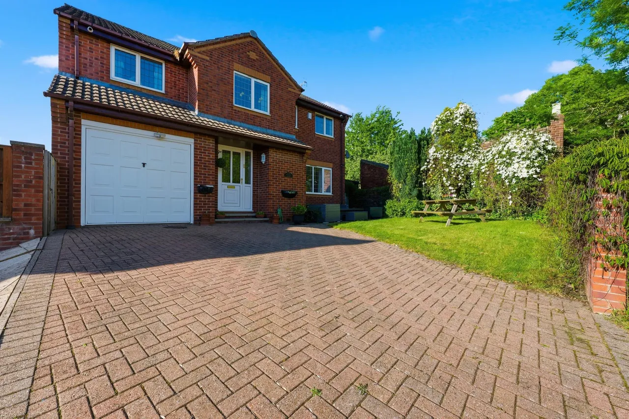 Wayside Court, Chesterfield, S43, photo 37