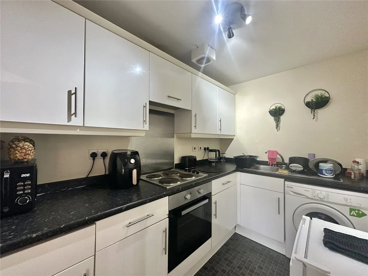 Cronton Lane, Widnes, WA8, photo 4