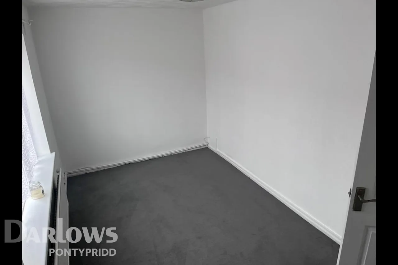 Holly Street, Pontypridd, photo 6