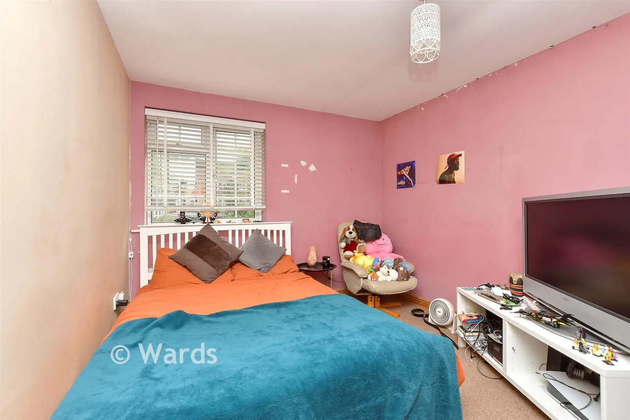 Meadowdown Close, Hempstead, ME7, photo 7
