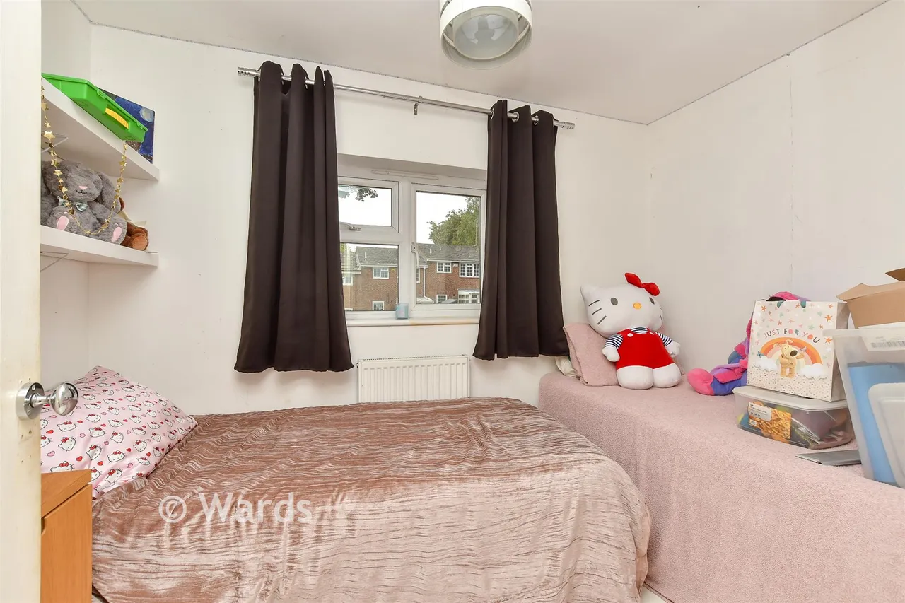 Meadowdown Close, Hempstead, ME7, photo 8