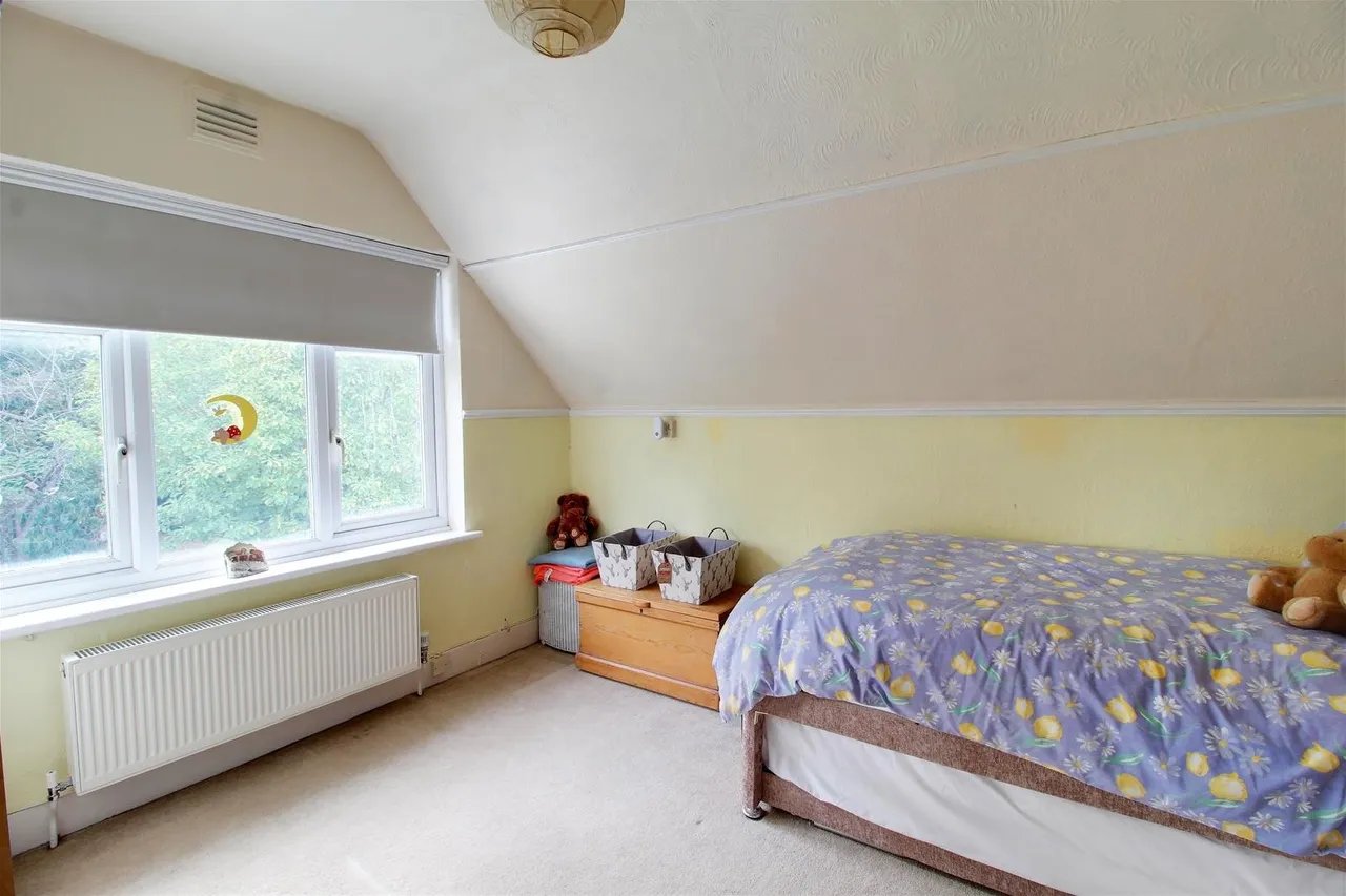 Elmroyd Avenue, Potters Bar, EN6, photo 23