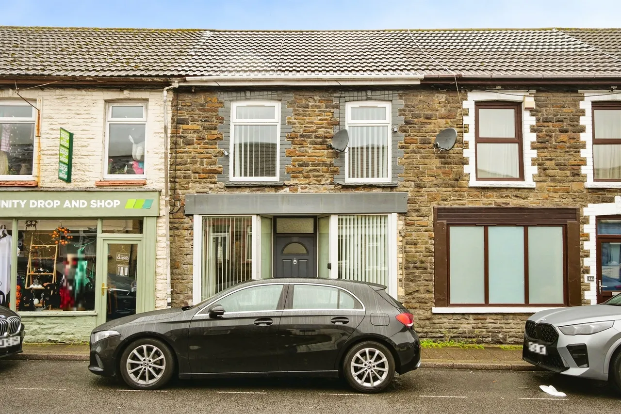 3 bed house for sale, Ogwy Street, Bridgend, CF32