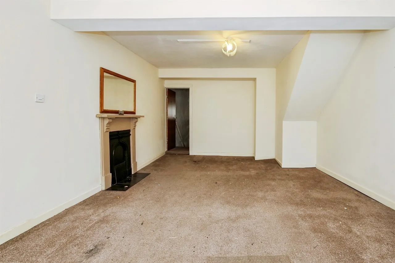 Ogwy Street, Bridgend, CF32, photo 3