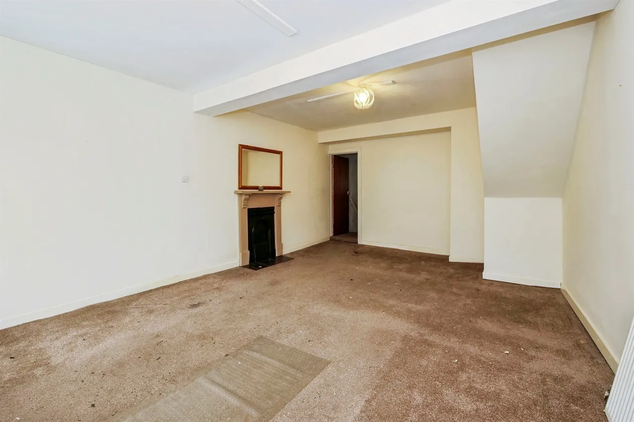 Ogwy Street, Bridgend, CF32, photo 4