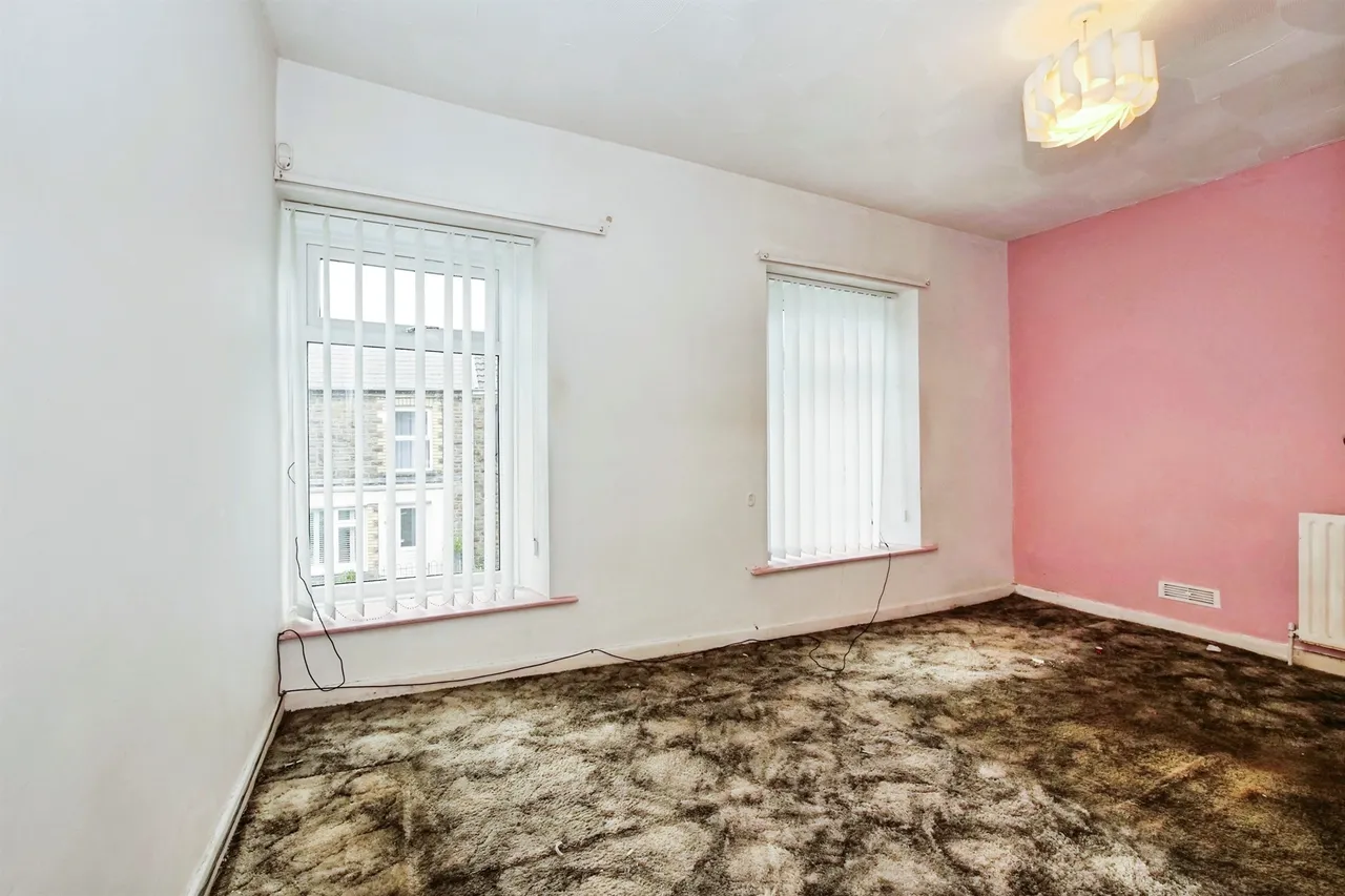 Ogwy Street, Bridgend, CF32, photo 12