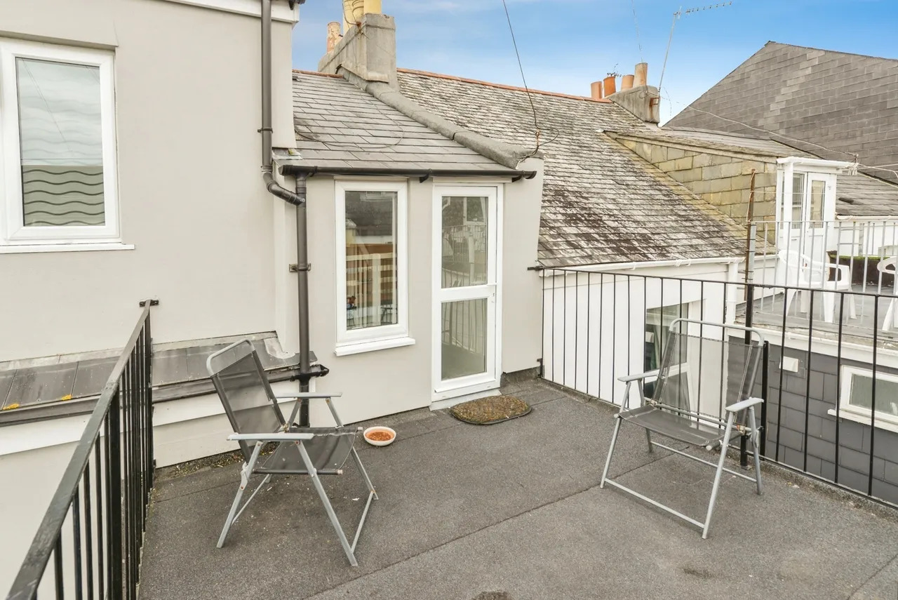 Wellington Street, Plymouth, PL4, photo 17