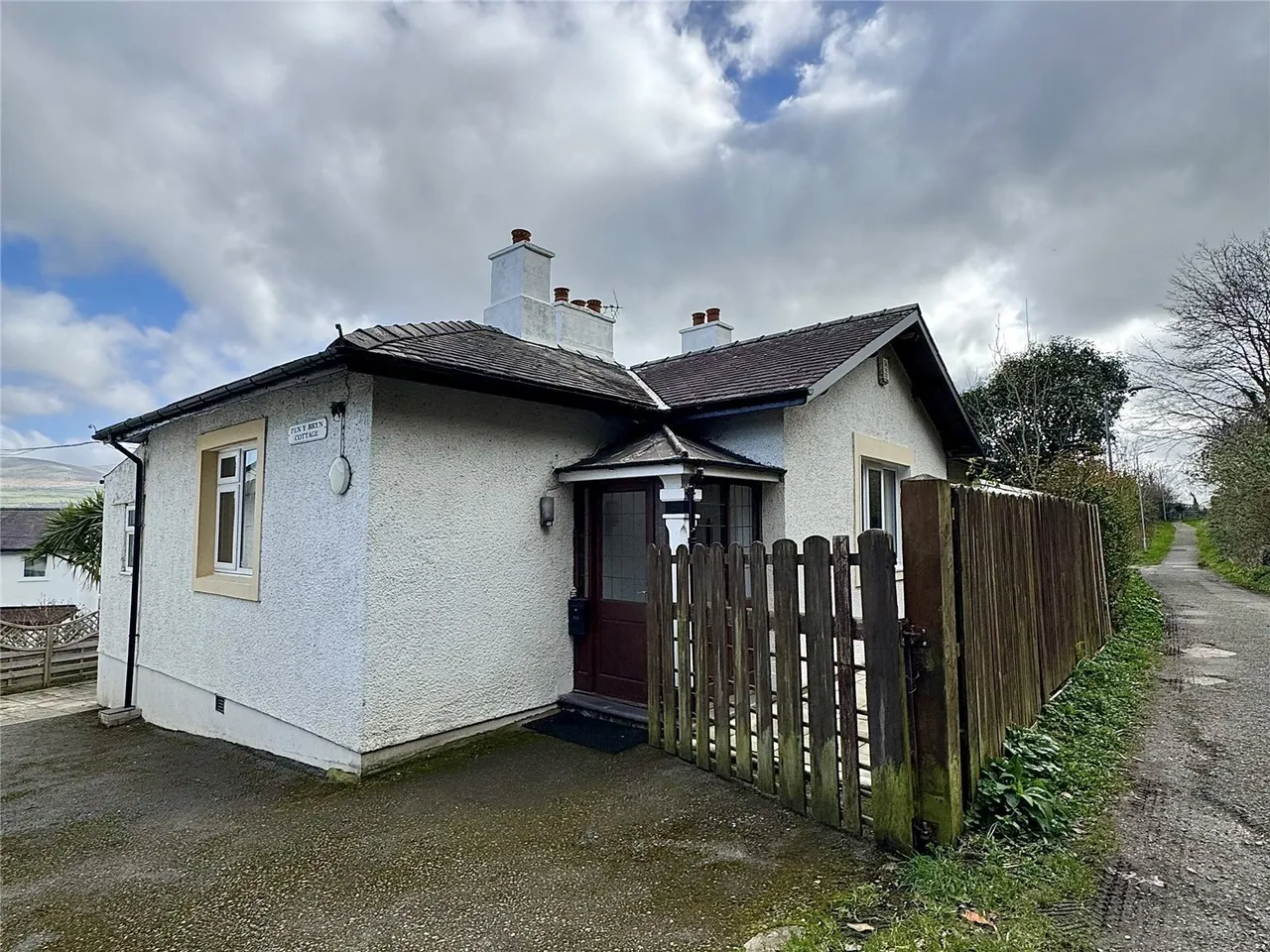 Pen Y Bryn, Bangor, LL57, photo 13