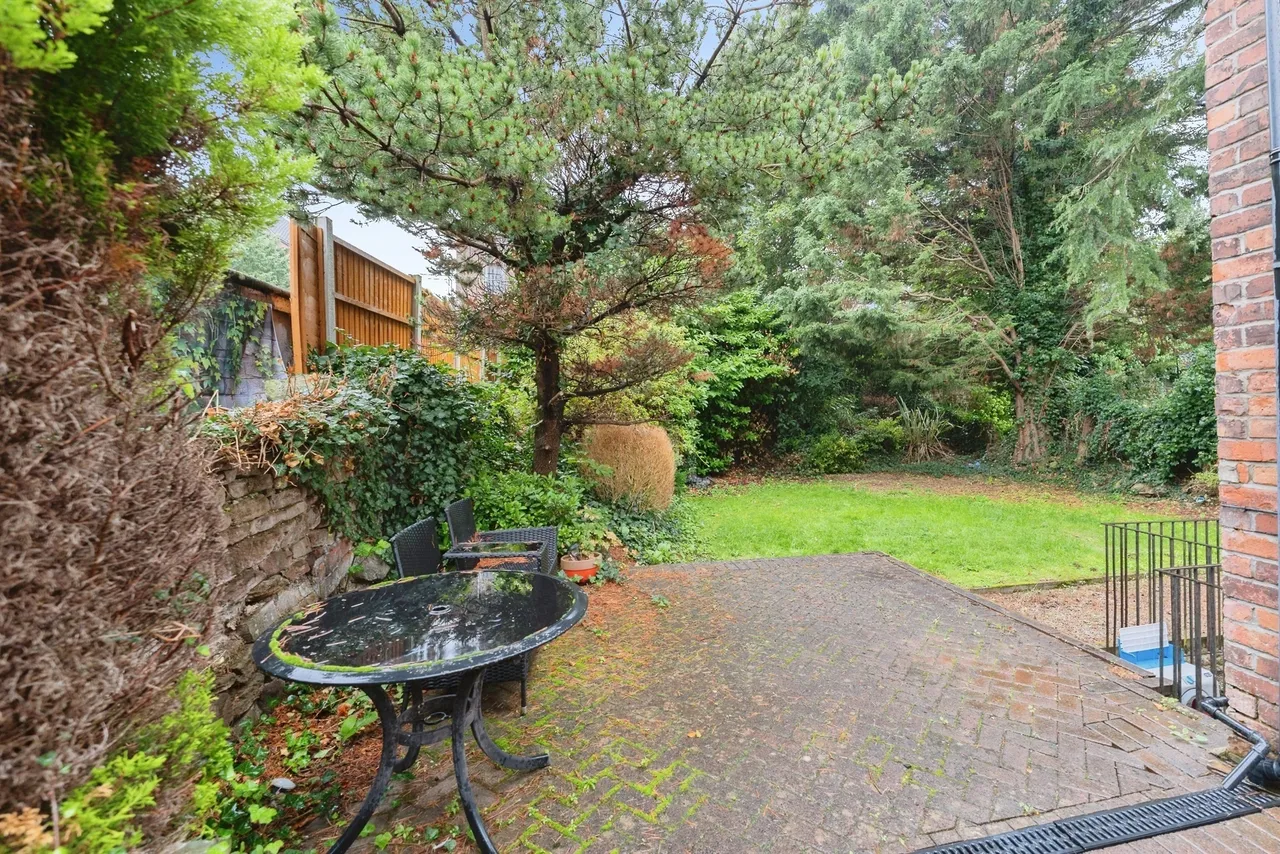 Cearns Road, Oxton, CH43, photo 2