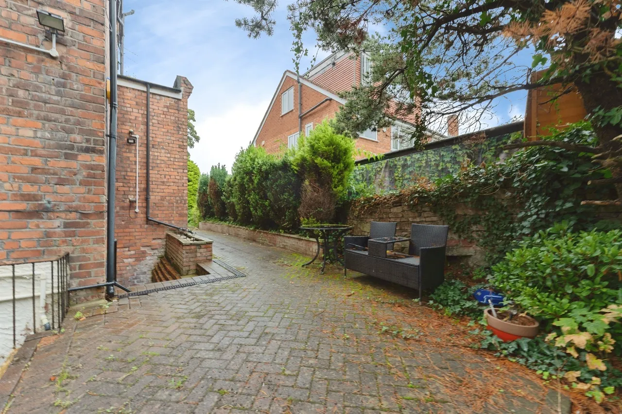 Cearns Road, Oxton, CH43, photo 17