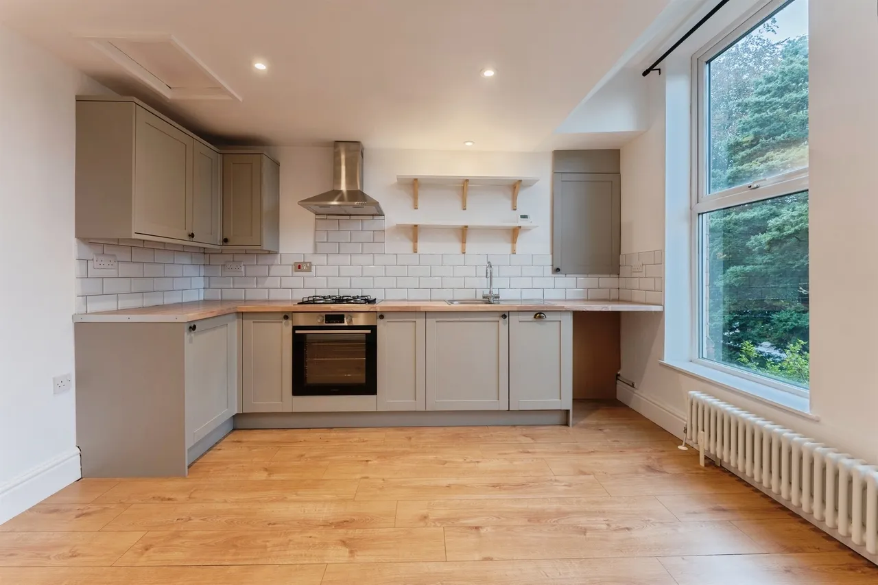 Cearns Road, Oxton, CH43, photo 9