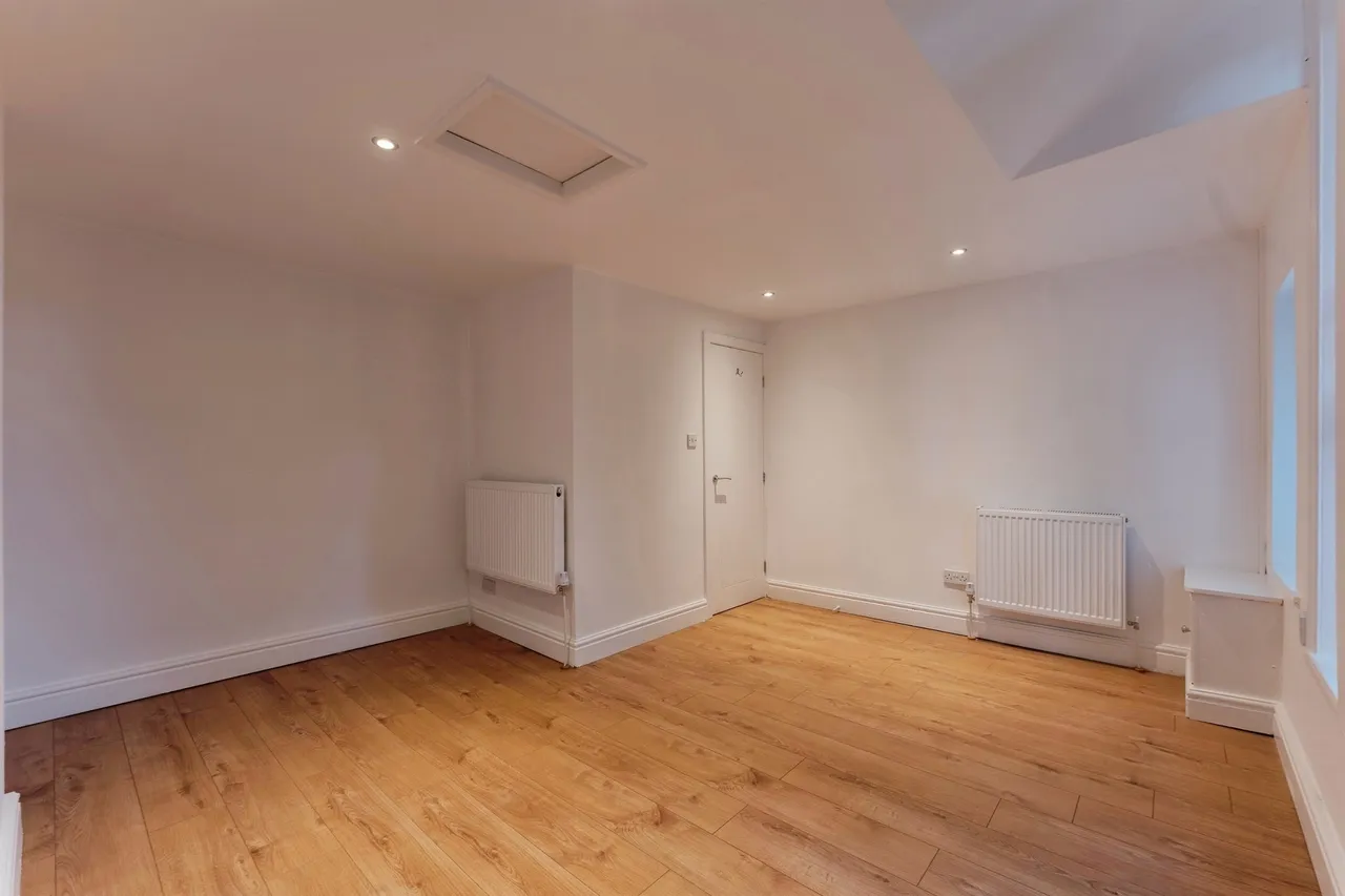 Cearns Road, Oxton, CH43, photo 5