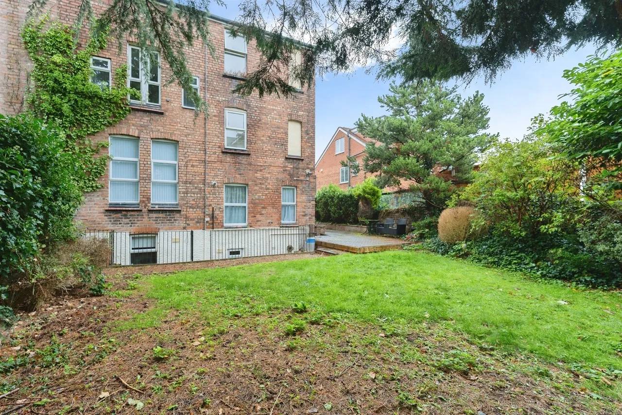 Cearns Road, Oxton, CH43, photo 13
