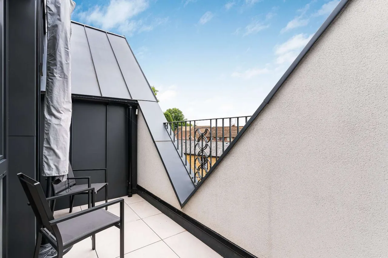 Factory Yard, London, W7 3FL, photo 11