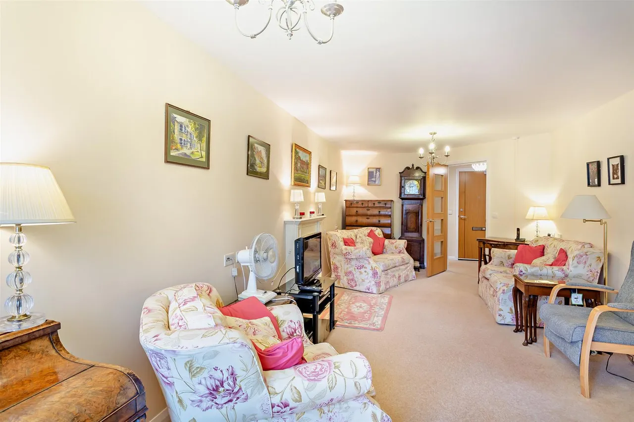 Malpas Road, Northallerton, DL7, photo 6