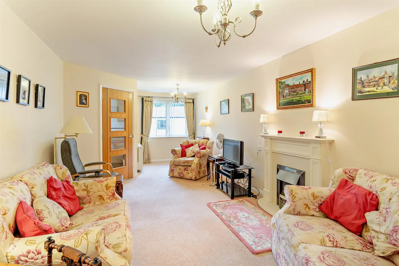 Malpas Road, Northallerton, DL7, photo 17