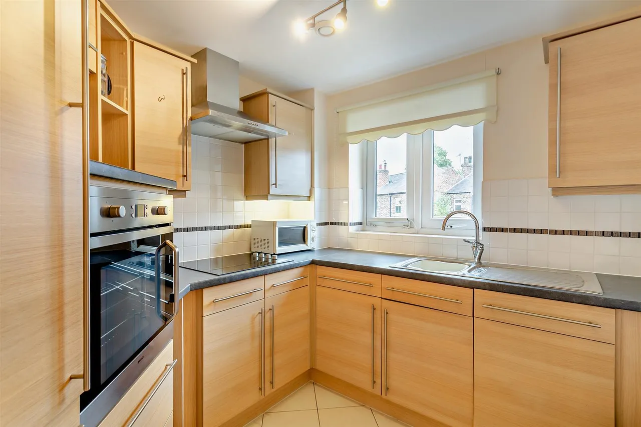 Malpas Road, Northallerton, DL7, photo 7