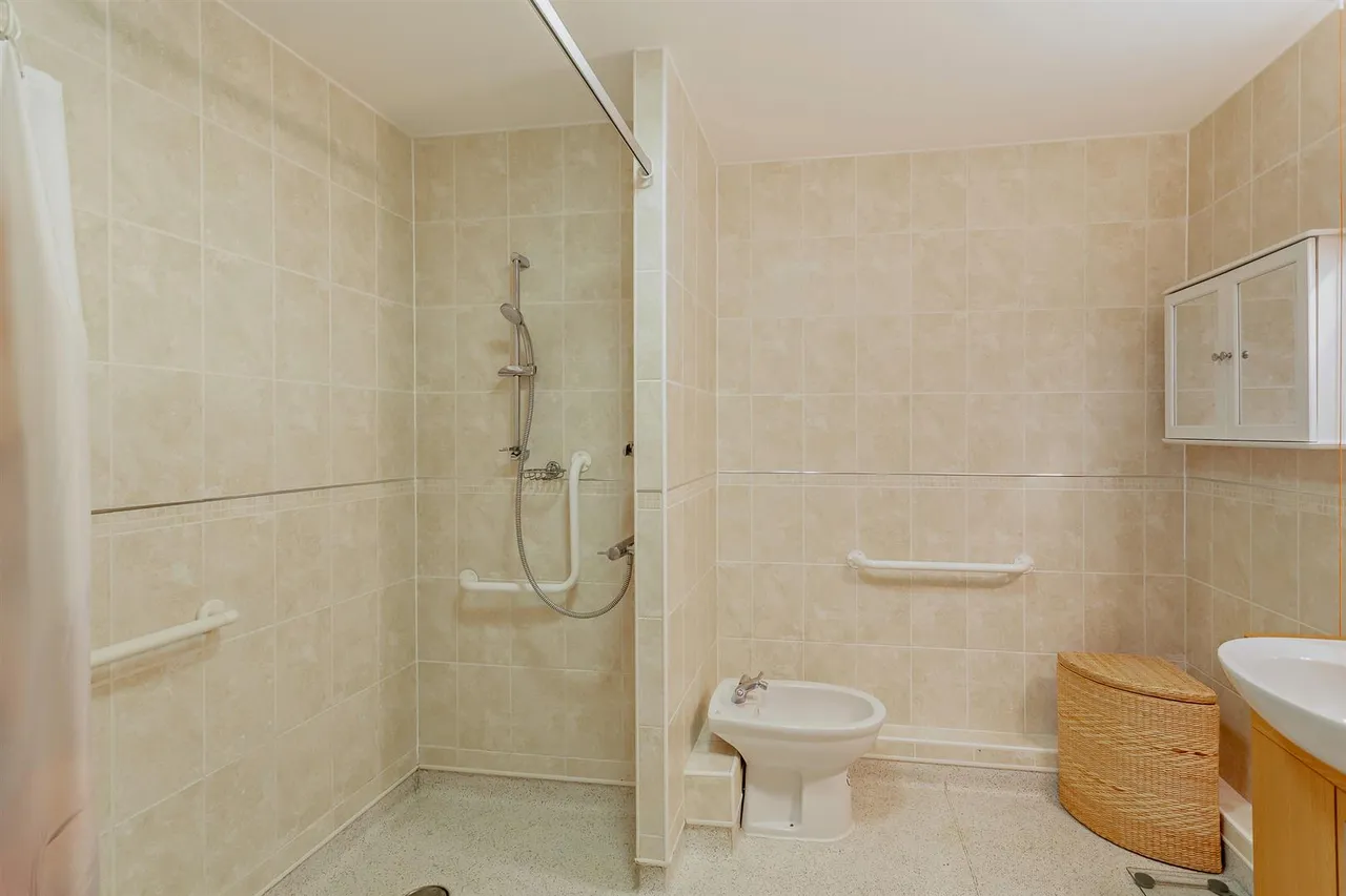 Malpas Road, Northallerton, DL7, photo 23
