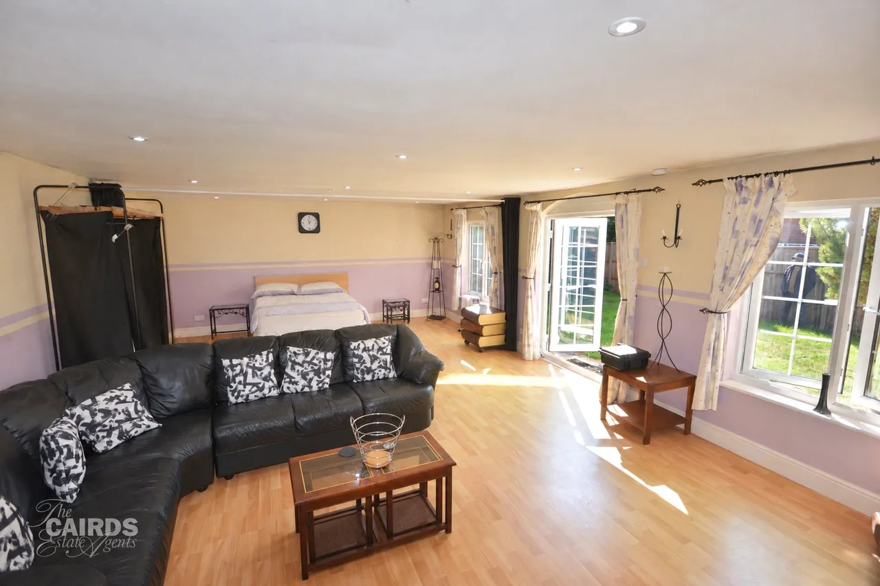 Reigate Road, Epsom, KT17, photo 2