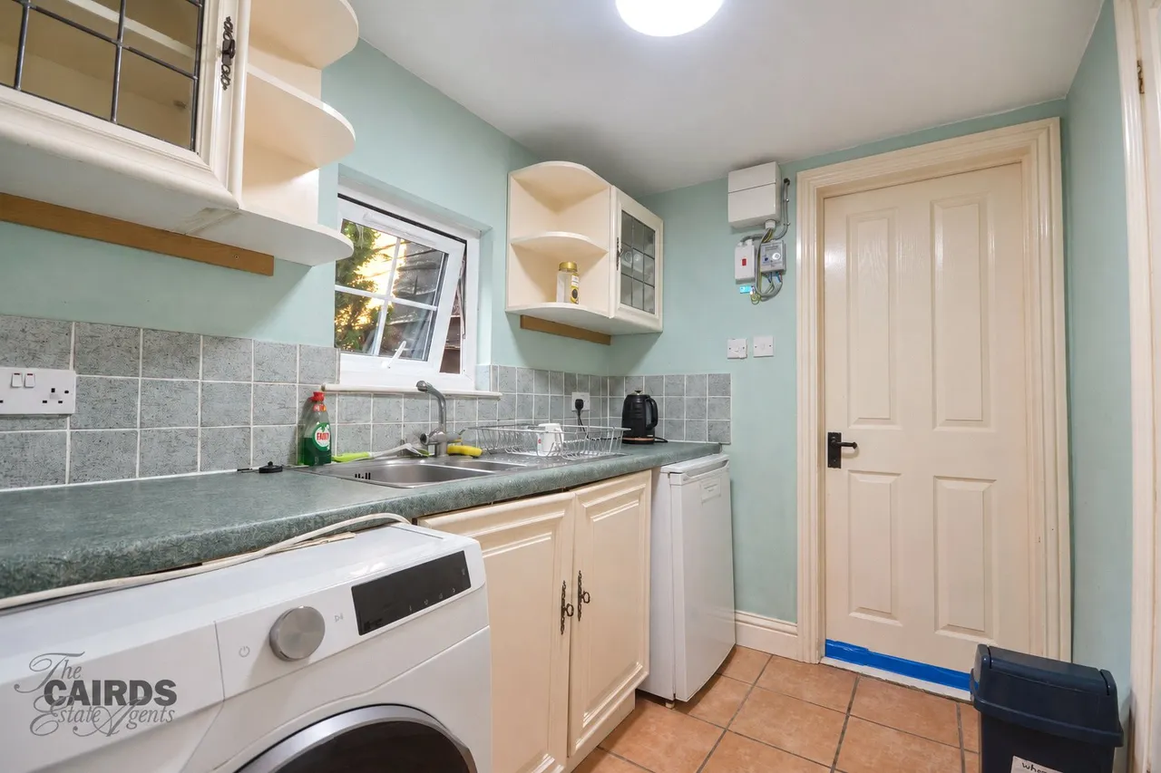 Reigate Road, Epsom, KT17, photo 4