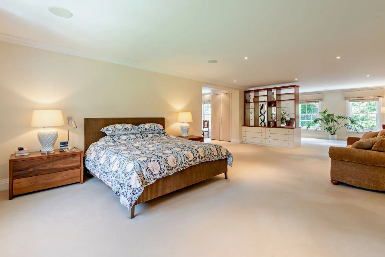 Priory Road, Sunningdale, Ascot, Berkshire, SL5 9RQ, photo 11