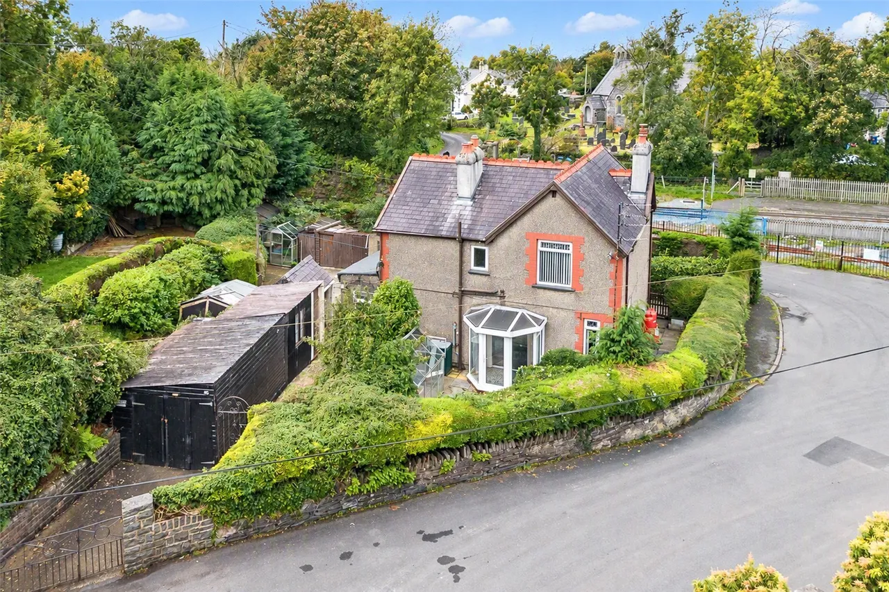 3 bed house for sale, Dinas, Caernarfon, LL54